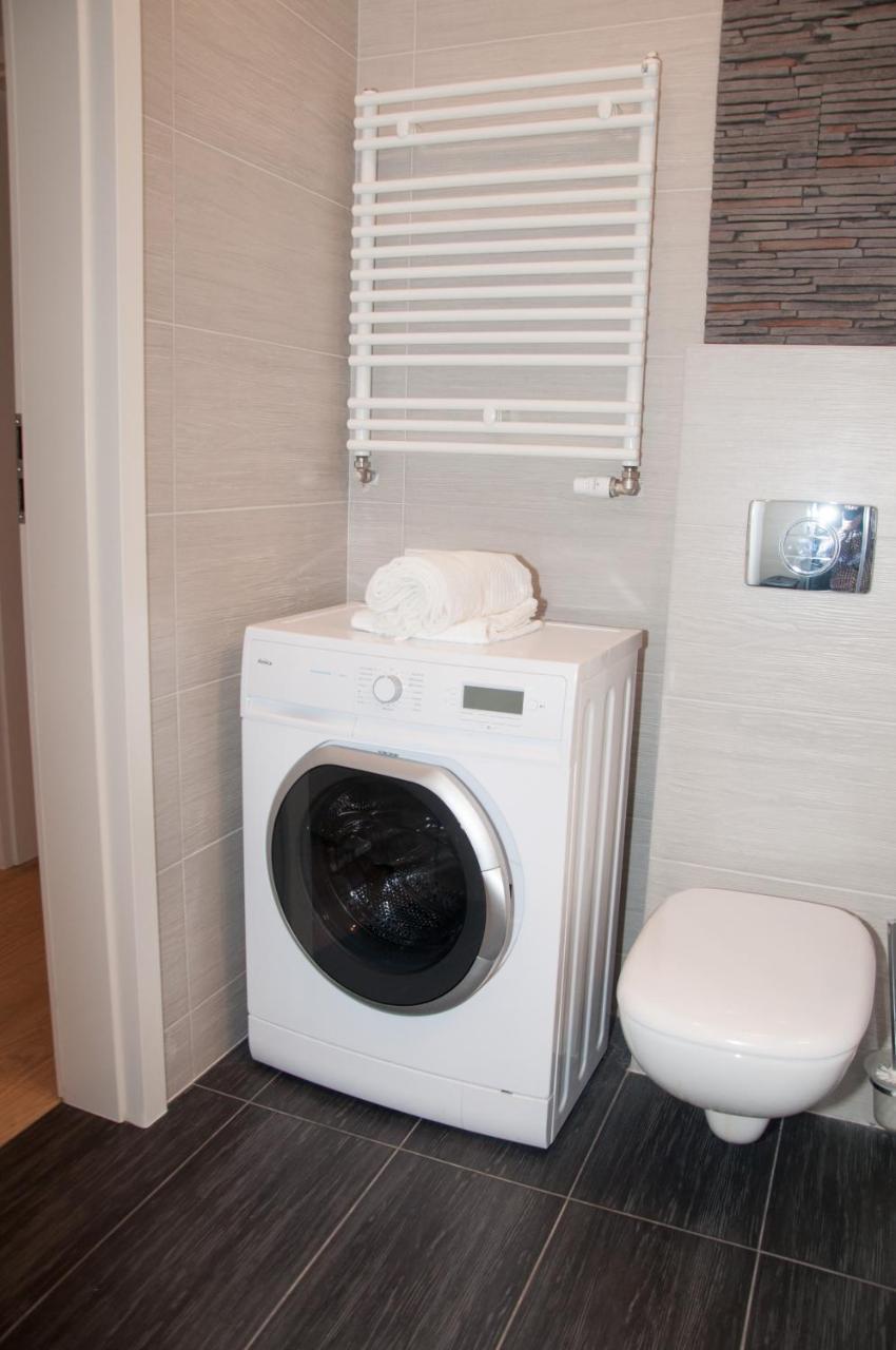 Apartament Obrzezna 3 Deluxe Varşova Dış mekan fotoğraf